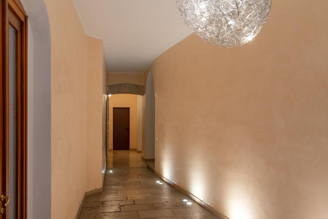 Casa Vacanze Penelope In Centro Storico Trieste Luaran gambar